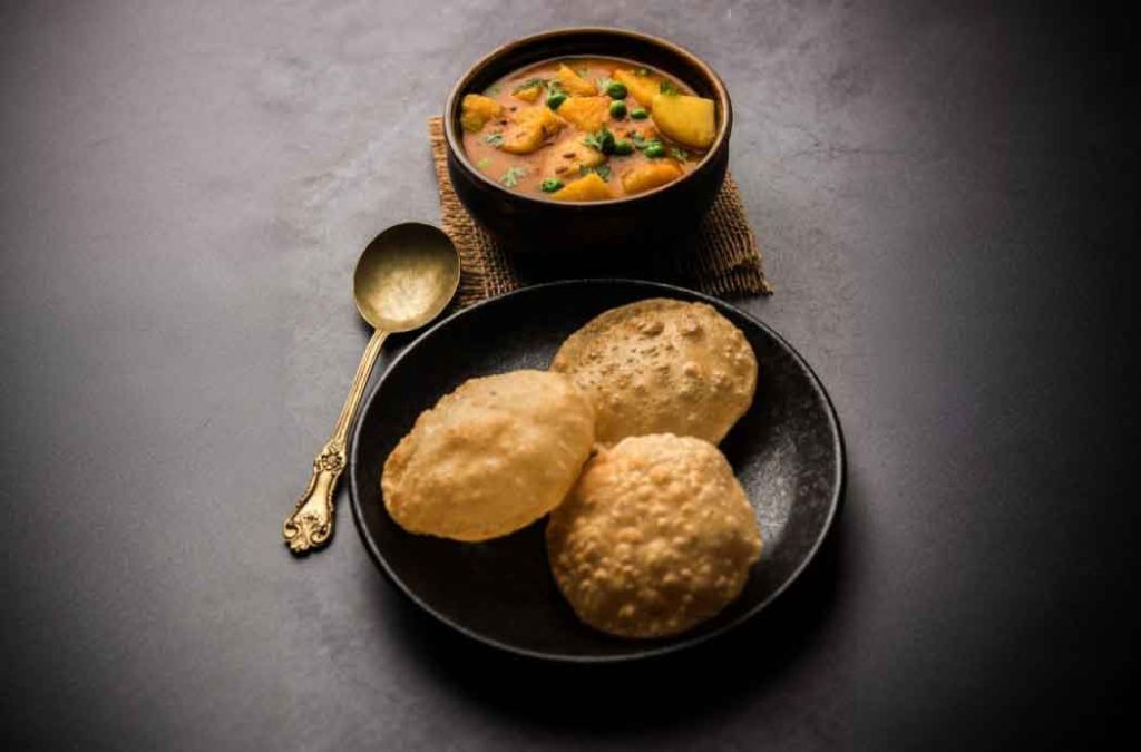 Bedmi Poori is one of the most delicious foods to have in Uttar Pradesh