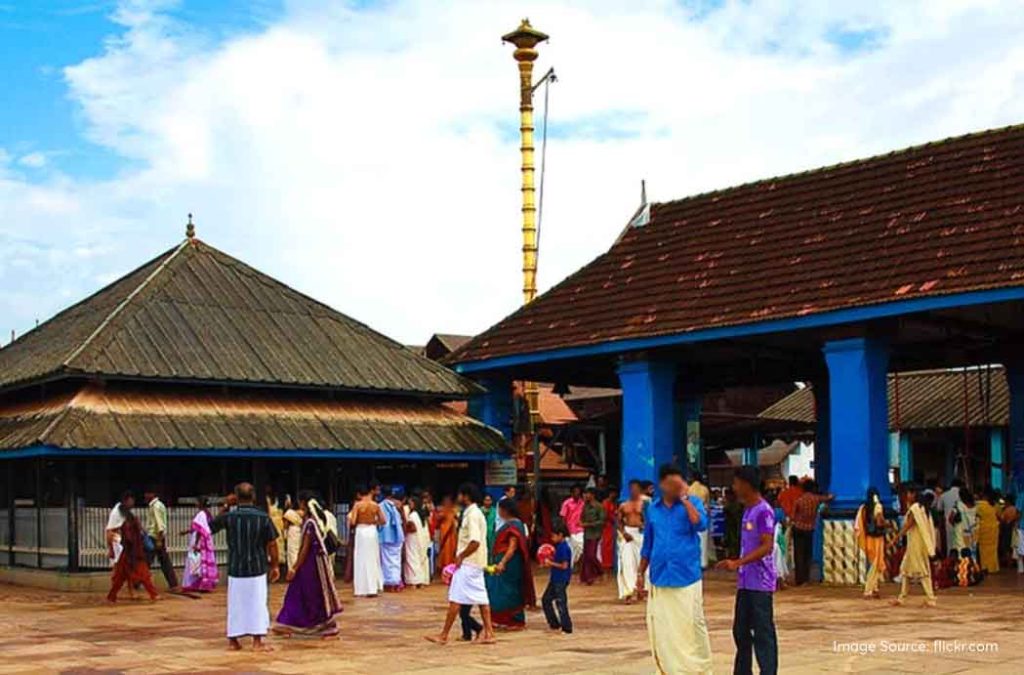 Cttanikkara Bhagvathi Temple in Kochi is one of the mot visited temples in Kerala 
