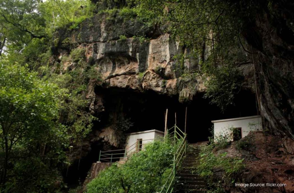 Kavala Cave is one of the ancient places to visit in Dandeli.