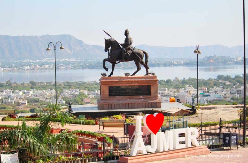 Ana Sagar Lake is one of the serene places to visit in Ajmer.