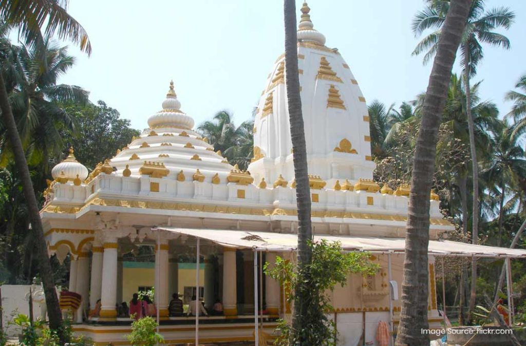 Here are the top-notch places to visit in Malvan for a beachside vacation