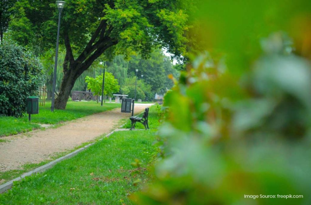 Gandhi Bagh is one of the best places to visit in Meerut.