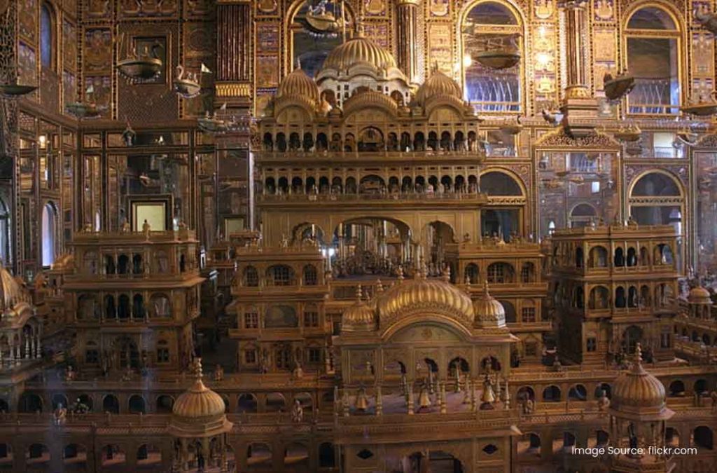 Ajmer Jain Temple is a religious place to visit near Ajmer Sharif Dargah.