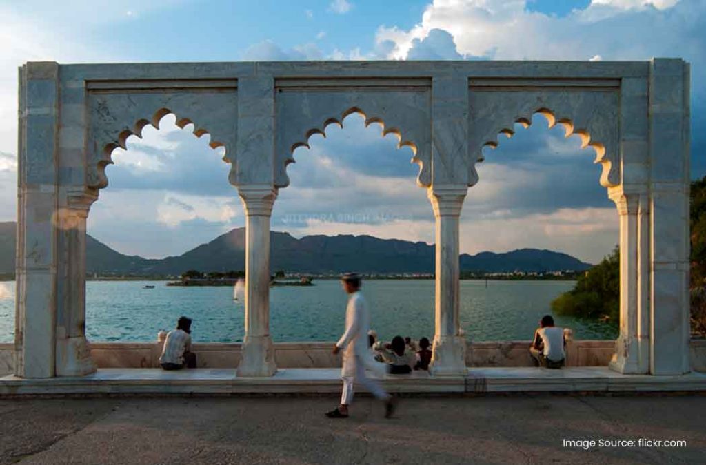 Ana Sagar Lake is a serene lake near Ajmer Sharif Dargah.