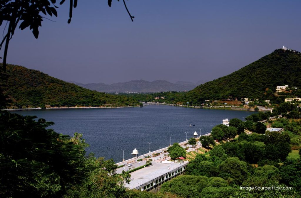 Here is your guide for exploring the Fateh Sagar Lake