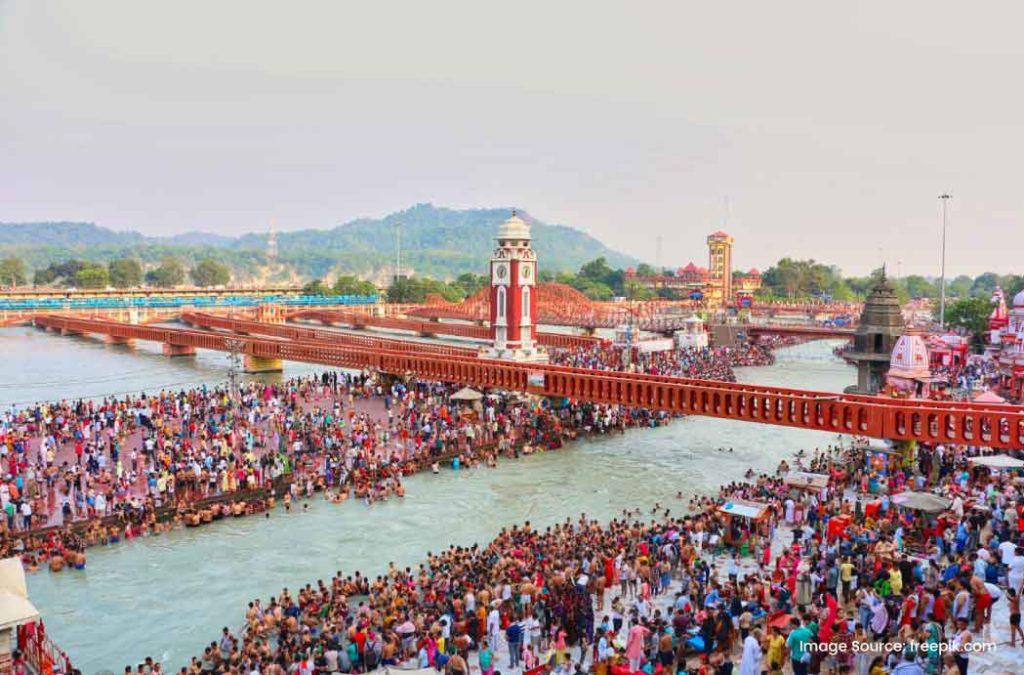 Har Ki Pauri, Haridwar is one of the sacred place to visit for Hindu Pilgrims.