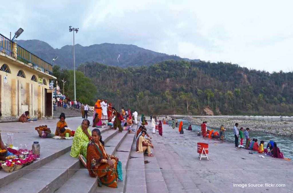Here is everything you need to know about Triveni Ghat and its divine Ganga aarti 