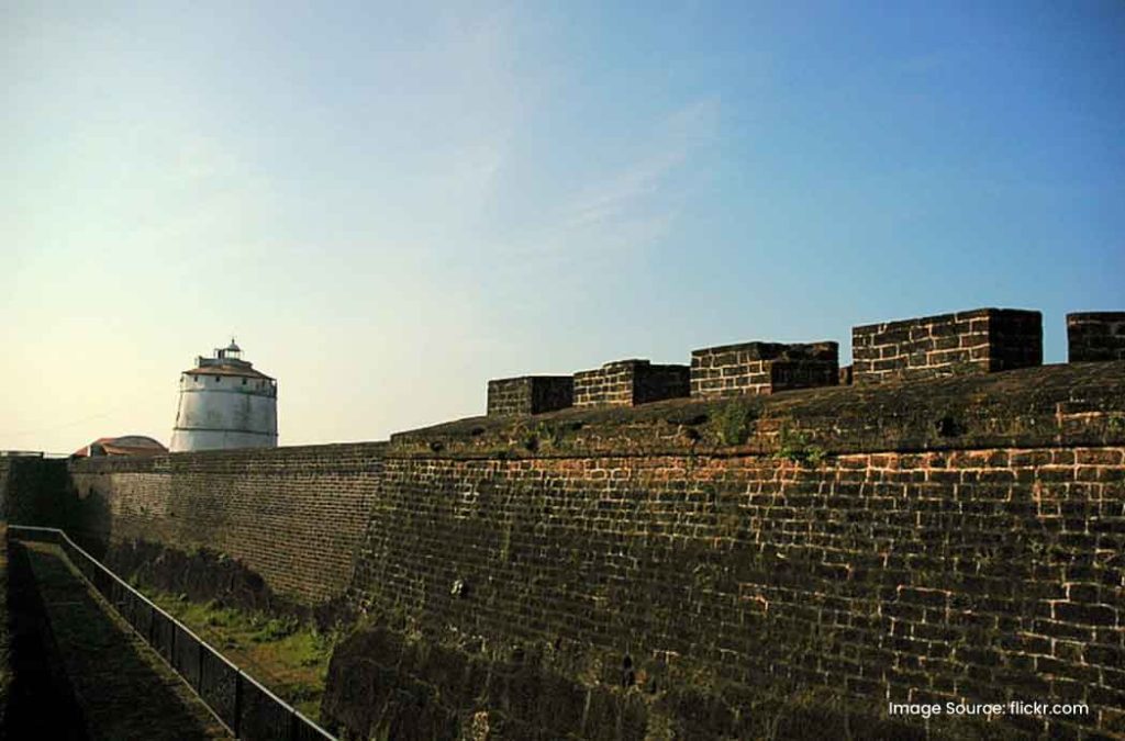 Check out this Aguada Fort guide for exploring the structure conveniently 